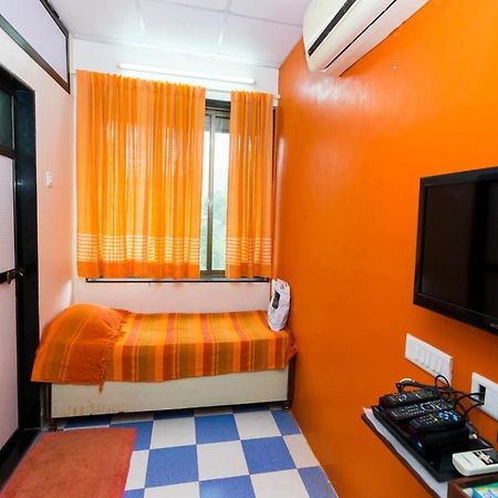 Вілла Red House 3Bhk Карджат Екстер'єр фото